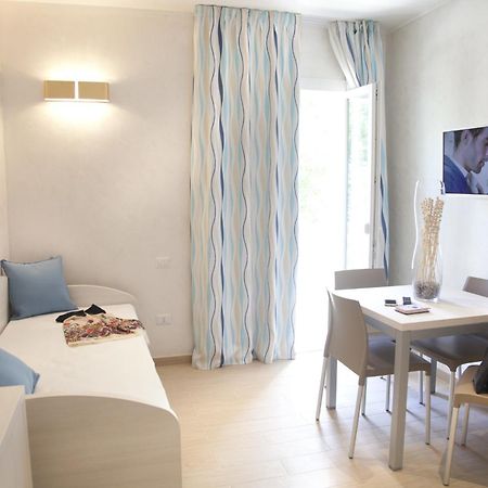Marina Beach Suite Hotel 里米尼 外观 照片